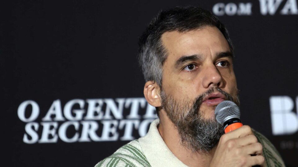 Wagner Moura ironiza que “O Agente Secreto” não existiria sem Bolsonaro