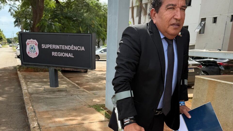 Magno Malta pede para vistoriar condições de cela de Bolsonaro na PF