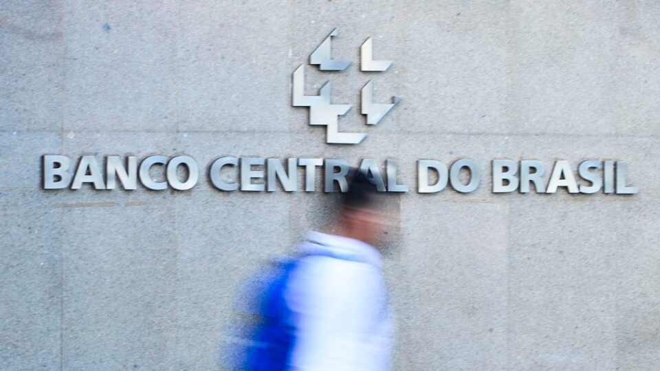 TCU endurece tom e determina inspeção no Banco Central sobre liquidação do Master
