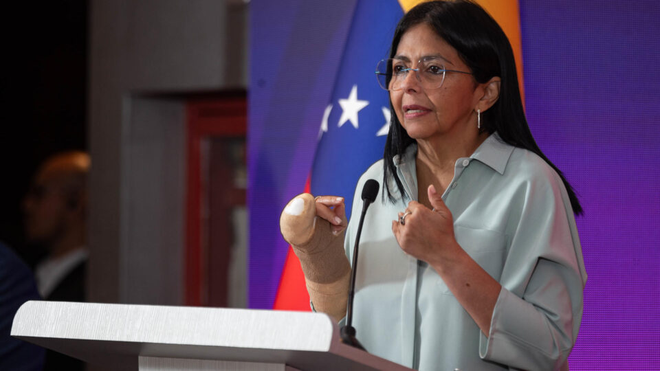 Supremo ordena que Delcy Rodríguez assuma como presidente interina após captura de Maduro