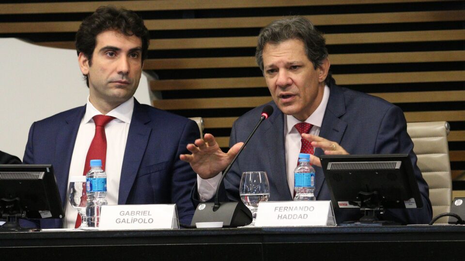 Inflação dentro do limite da meta é mérito do Banco Central