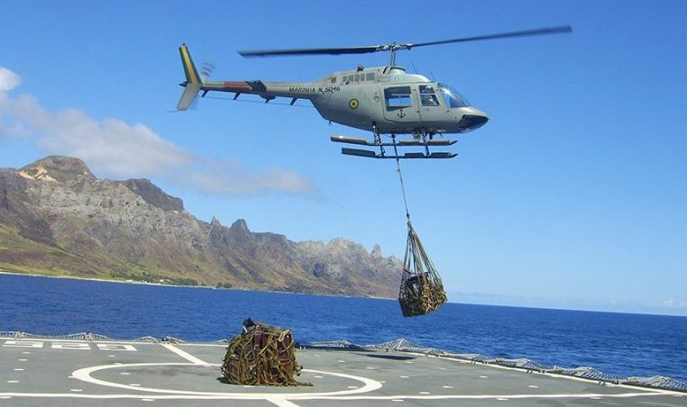 Lei autoriza doação de helicópteros da PF e da Marinha ao Paraguai e ao Uruguai