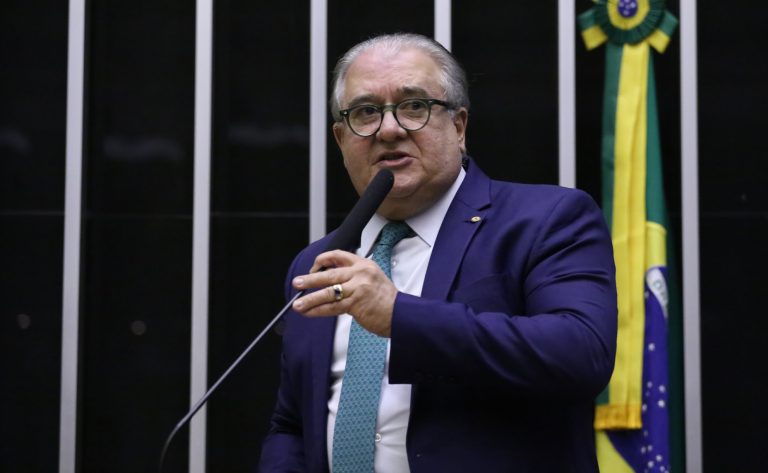Comissão aprova criação de unidades bancárias para não residentes no Brasil