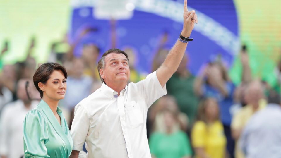 Michelle critica demora de Moraes e diz que socorro emergencial a Bolsonaro é “apenas teoria”