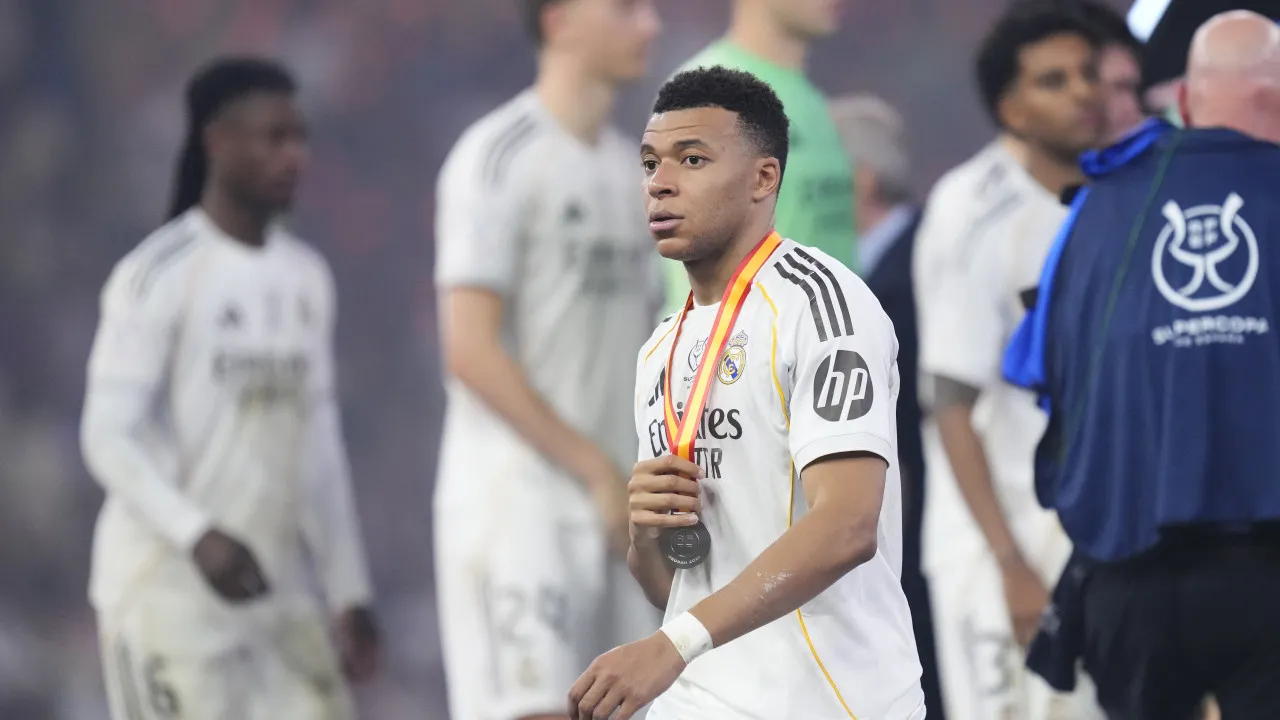 Presidente do Barcelona critica Mbappé: “Não consigo entender”
