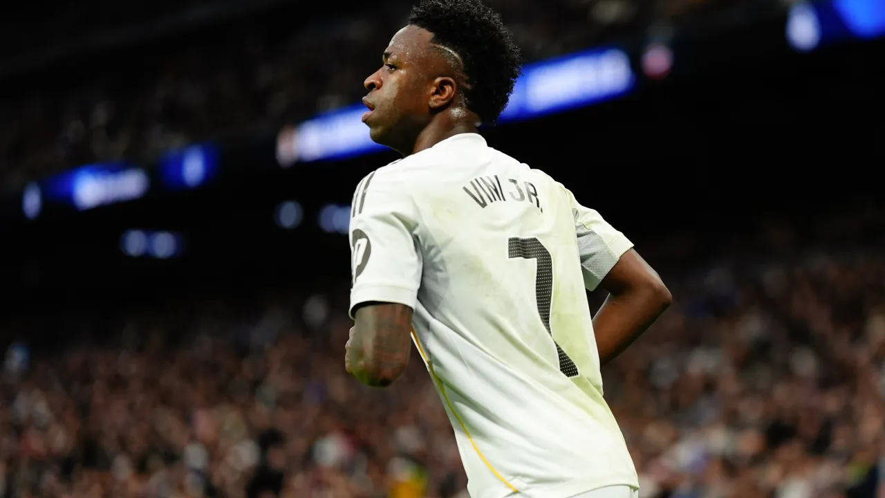 Vinicius Jr perde apoio se torna ‘vilão’ de um Real Madrid em crise