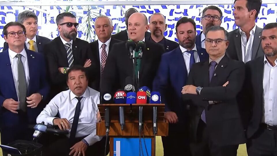 Oposição quer derrubada do veto à dosimetria, impeachment e CPMI do Master