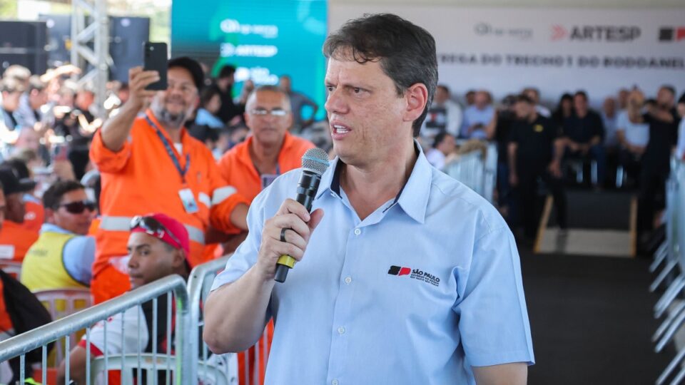 Brasil falhou por não ajudar transição democrática na Venezuela, diz Tarcísio