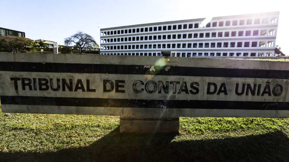 Vantagens sob sigilo dos ministros do TCU somam R$ 5,5 milhões em 2025