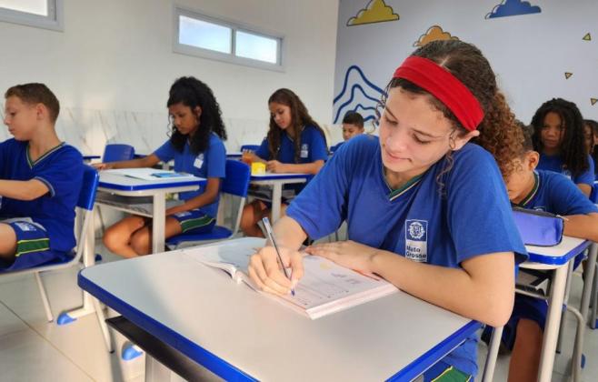 Seduc investe mais de R$ 478 milhões em 2026 para fortalecer estrutura e bem-estar nas escolas estaduais