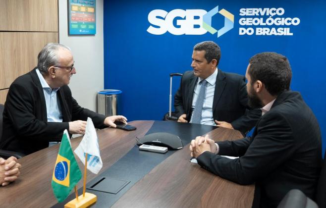 MT avança em cooperação com Serviço Geológico do Brasil para ampliar conhecimento mineral