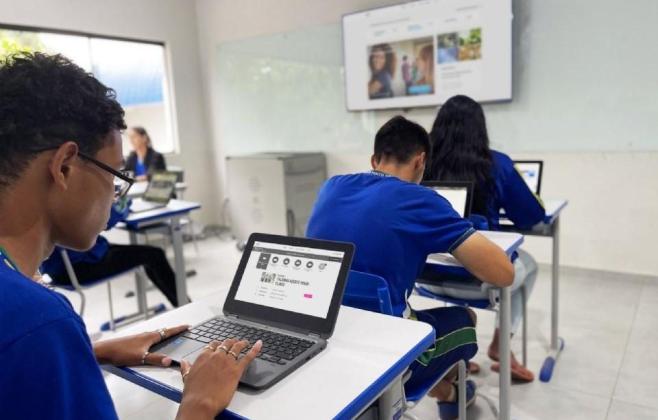 Seduc amplia ensino bilíngue em Mato Grosso