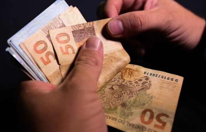 Renda domiciliar por morador fica acima da média nacional em Mato Grosso, segundo IBGE