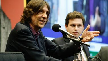 Deputado representa contra Peninha por “discurso de ódio” e “intolerância religiosa”