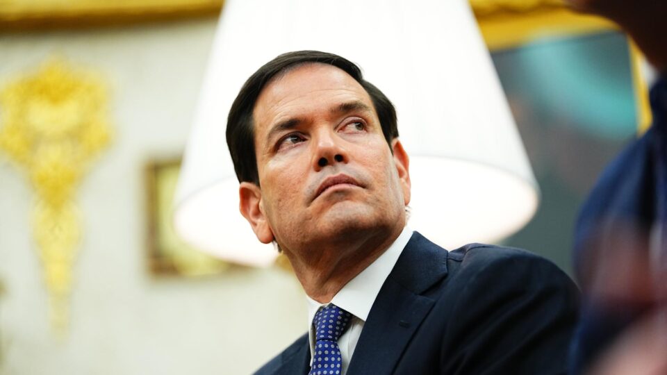 Marco Rubio mantém contatos secretos com neto de Raúl Castro, diz site