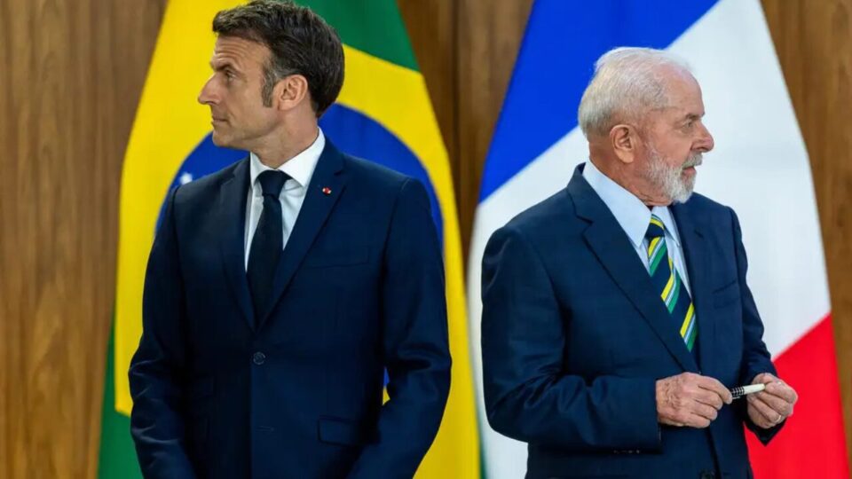 EUA barram regulação obrigatória de IA defendida por Lula e Macron