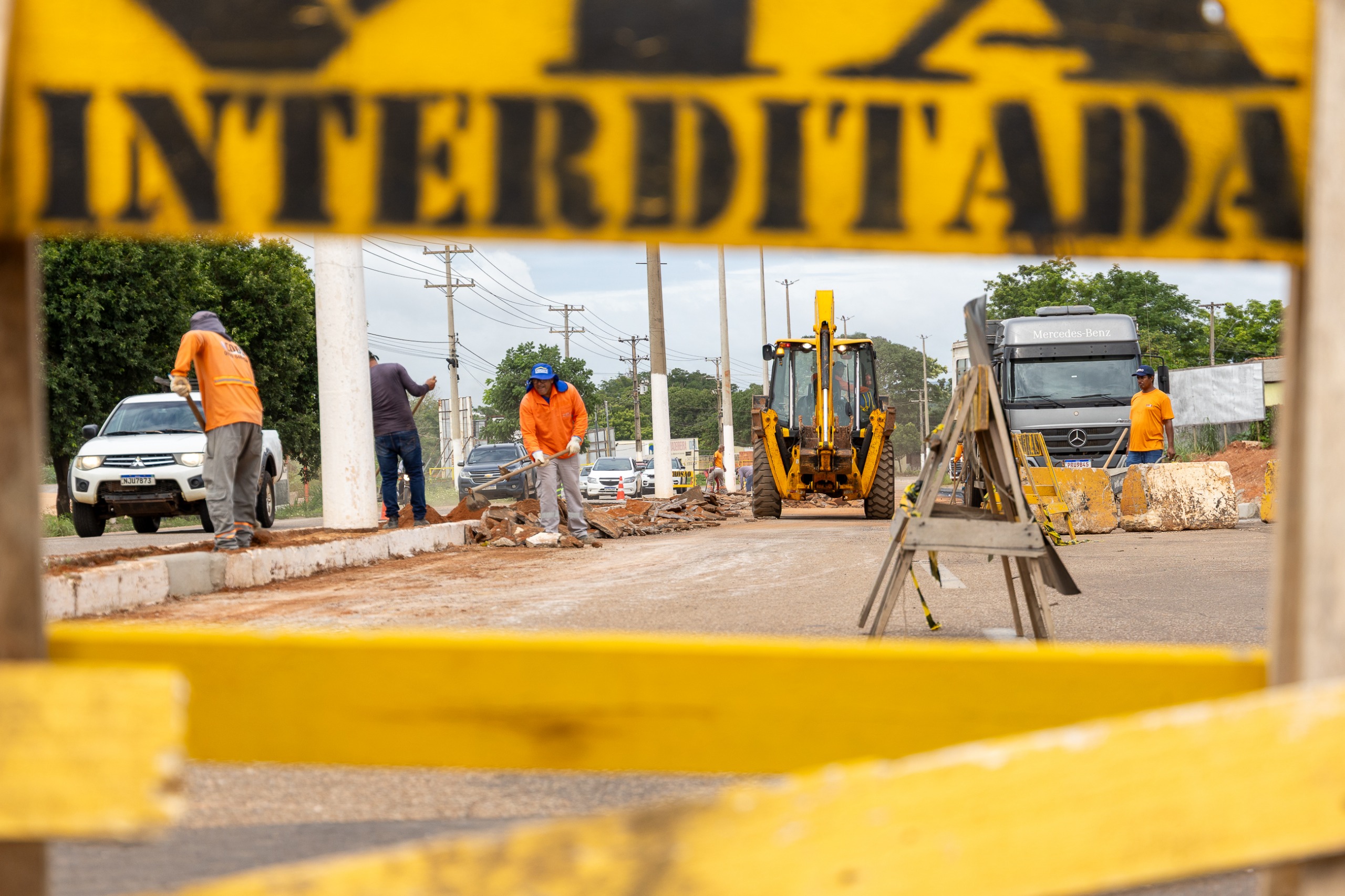 NOVA INTERDIÇÃO Avenida dos Estudantes está fechada para recuperação do pavimento Publicado em 04/02/26 às 09:32 SEMOB