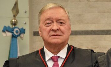 CNJ aposenta desembargador que soltou chefe do PCC no MS