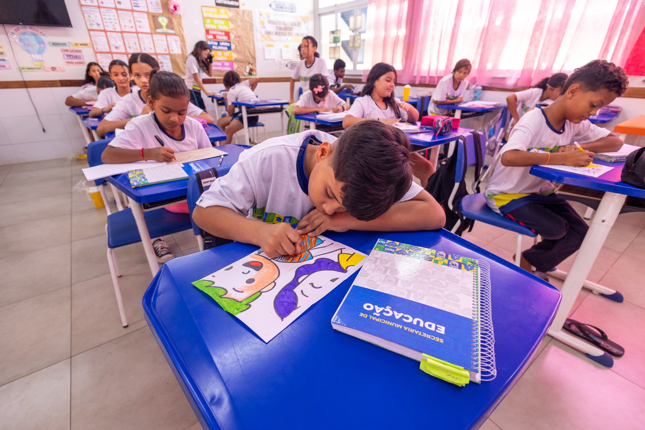 GESTÃO ESCOLAR Projetos do prefeito garantem verbas para educação e diretores ganham mais autonomia Publicado em 11/02/26 às 17:39 SEMECEL