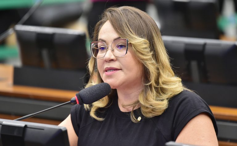 Projeto destina 20% dos royalties de petróleo da foz do Amazonas para SUS e enfermagem
