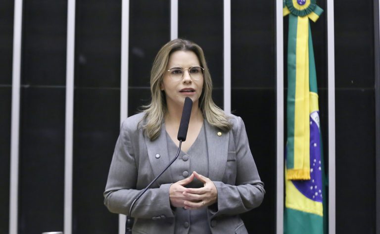 Projeto assegura presença de pais em terapias de pessoas com deficiência