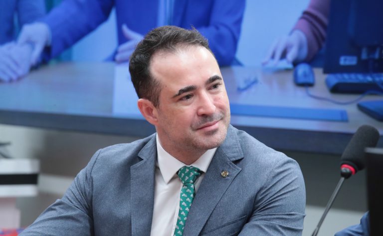 Bruno Ganem é eleito presidente da Comissão de Previdência e destaca defesa da infância