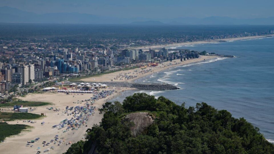 Verão impulsiona PIB do litoral do Paraná