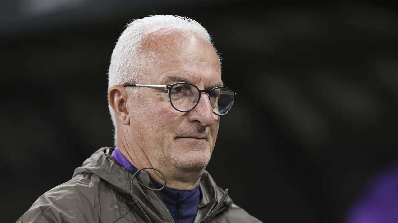 Dorival ativa modo paizão enquanto aguarda reforços no Corinthians
