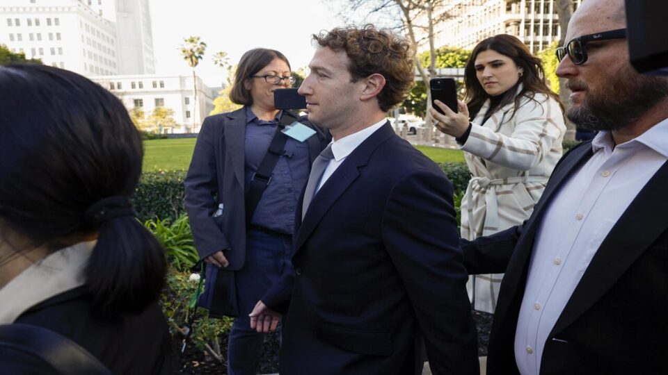 Em audiência, Mark Zuckerberg nega que sua rede social seja projetada para viciar jovens