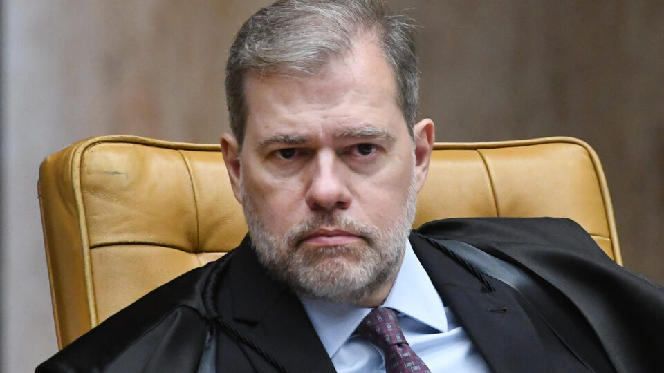 Site vaza bastidores de reunião no STF e ministros suspeitam que foram gravados