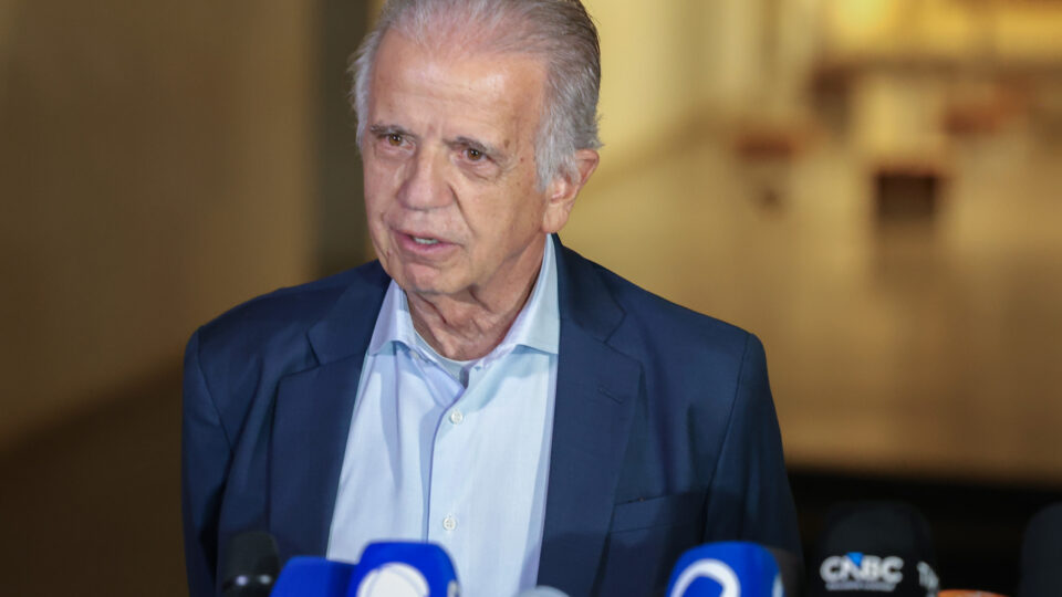 Múcio diz em reunião que fez mais que o Ministério das Mulheres “todinho”