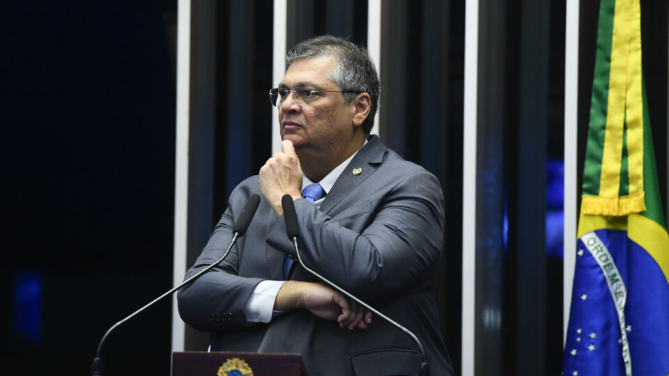 Procuradores criticam trecho de PEC que propõe fim de aposentadoria como punição