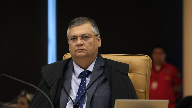 Senado contesta decisão de Dino que suspendeu quebra de sigilos da CPMI do INSS