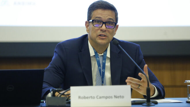 Campos Neto está na agenda de Vorcaro, mas não trocou mensagens com o banqueiro
