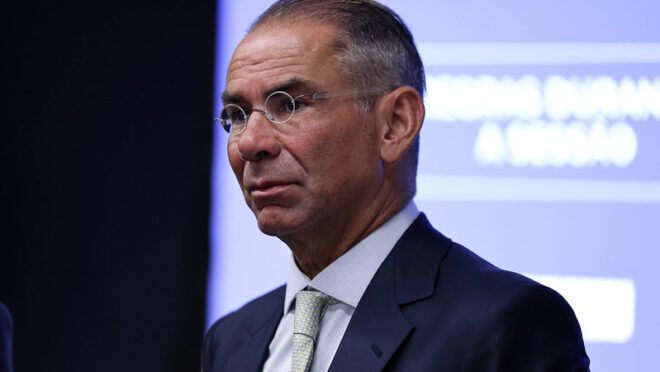 Advogado que defendeu José Dirceu no mensalão assume defesa de Vorcaro