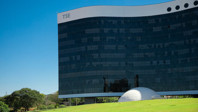 TSE muda regras sobre IA e auditoria de urnas nas eleições