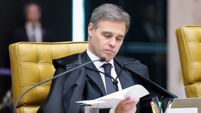 Mendonça livra presidente da Contag de depor e CPMI cancela sessão