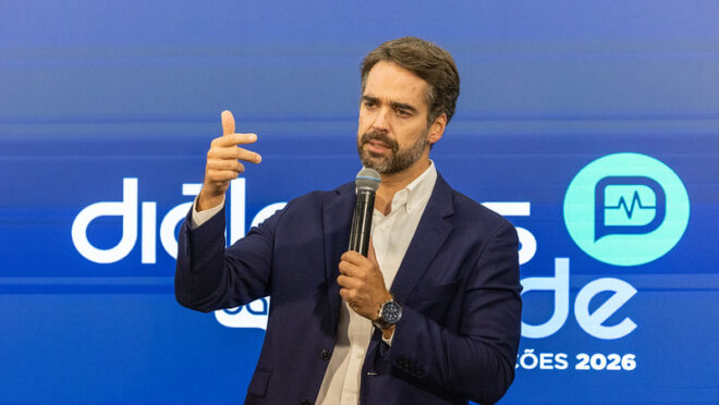 Eduardo Leite defende que Senado apure relações entre Vorcaro e ministros do STF