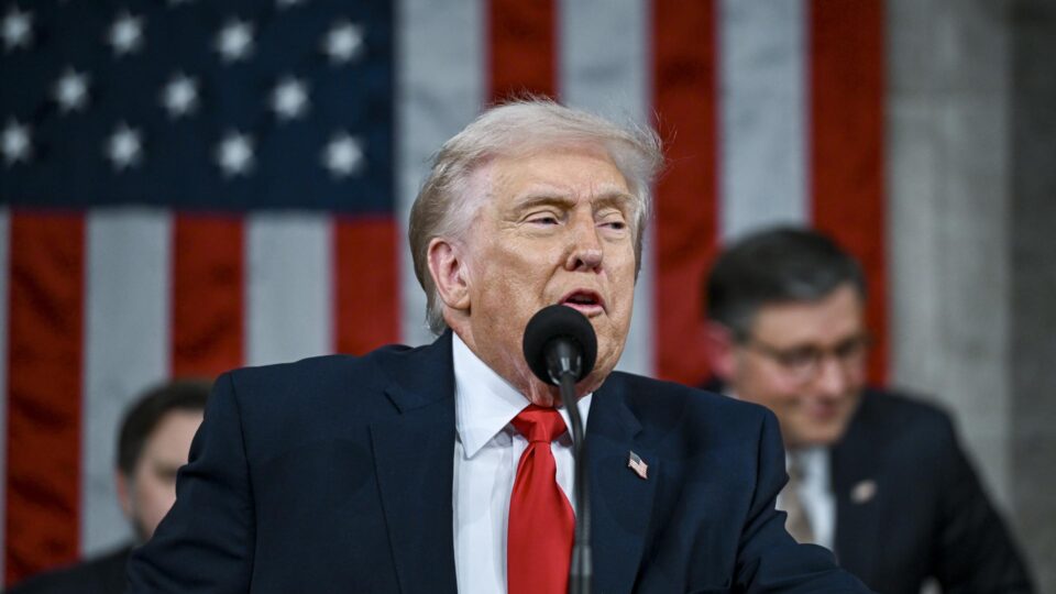 Trump anuncia “gesto de boa vontade” do Irã com liberação de navios no estreito de Ormuz