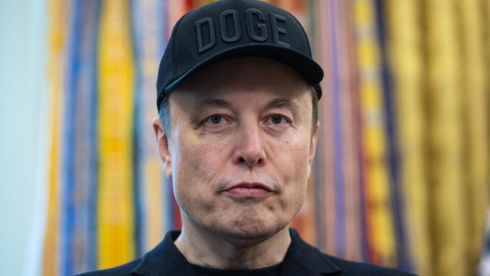 A nova batalha pelas redes sociais: proteger as crianças ou censurar a internet?