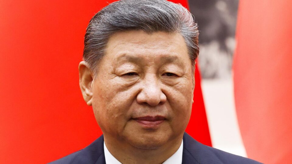 China tenta intermediar guerra no Irã e pede “desescalada”