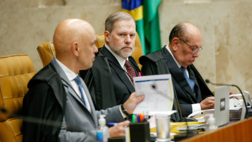 Quem vai fazer alguma coisa?