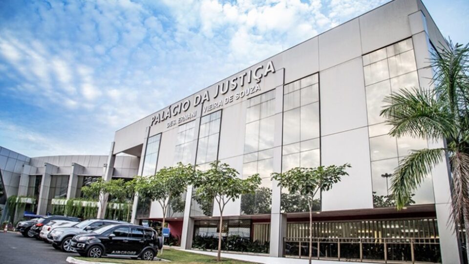 CNJ afasta desembargador do TJMT por suspeita de venda de sentenças