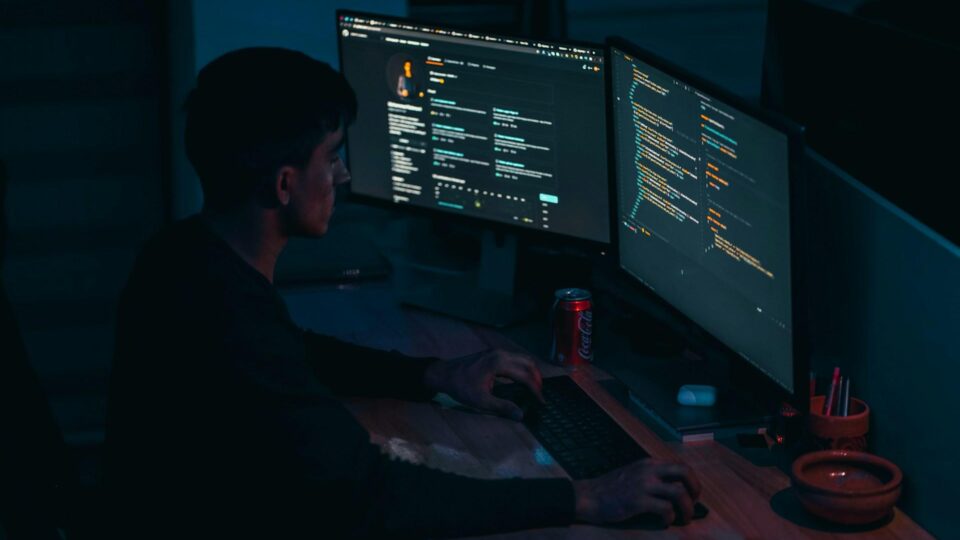 Caso Vorcaro: “maleta espiã” da PF quebra criptografia, invade nuvem e recupera arquivos