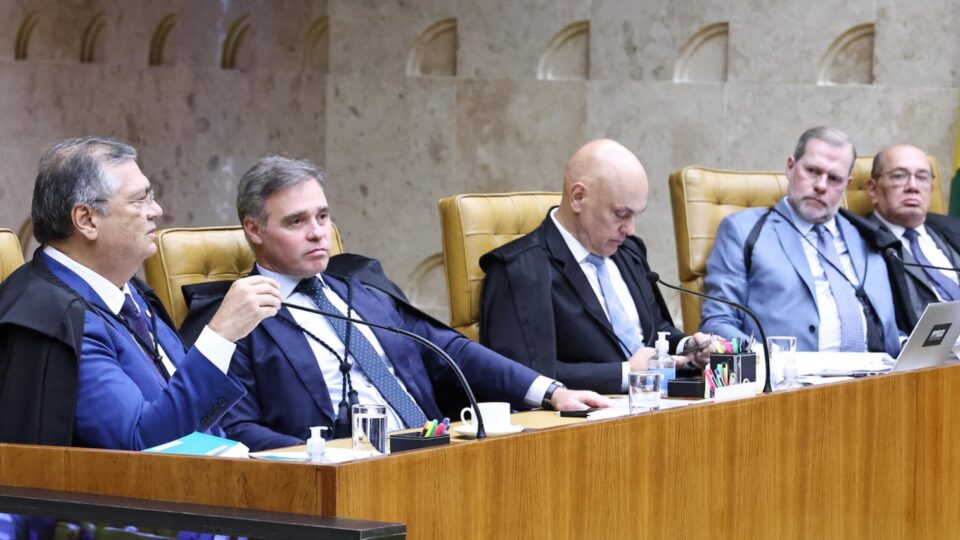 O supremo show de hipocrisia
