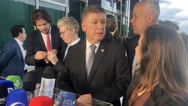 Decisão do STF enterra CPMI do INSS e força votação às pressas