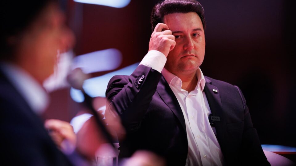 Ratinho Junior reorganiza grupo político com partidos na órbita do PSD no Paraná