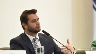 Moraes manda Polícia Penal enviar imagens da cela de Filipe Martins