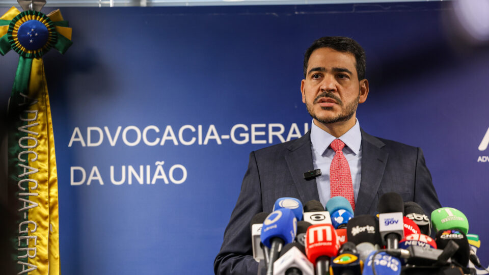 AGU quer usar R$ 320 milhões de fundo de honorários para atualizar equipamentos e sistemas