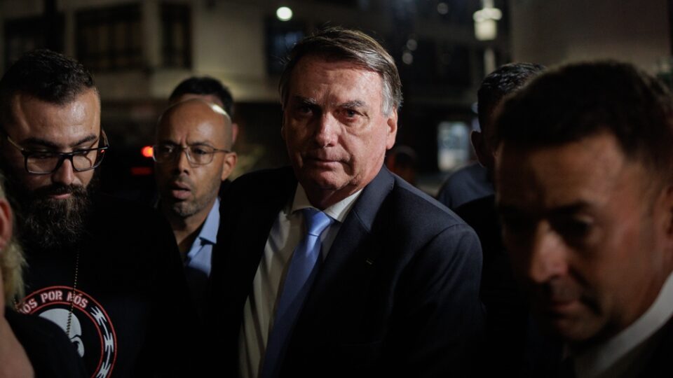 Prisão domiciliar para Bolsonaro não quer dizer que o abuso acabou